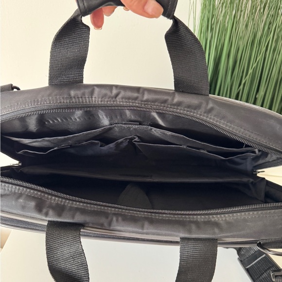 Acer Black Laptop Bag - Picture 8 of 10